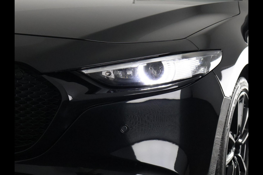 Mazda 3 2.0 e-SkyActiv-X M Hybrid 186 Black Luxury | Navigatie | Stoelverwarming | Camera |