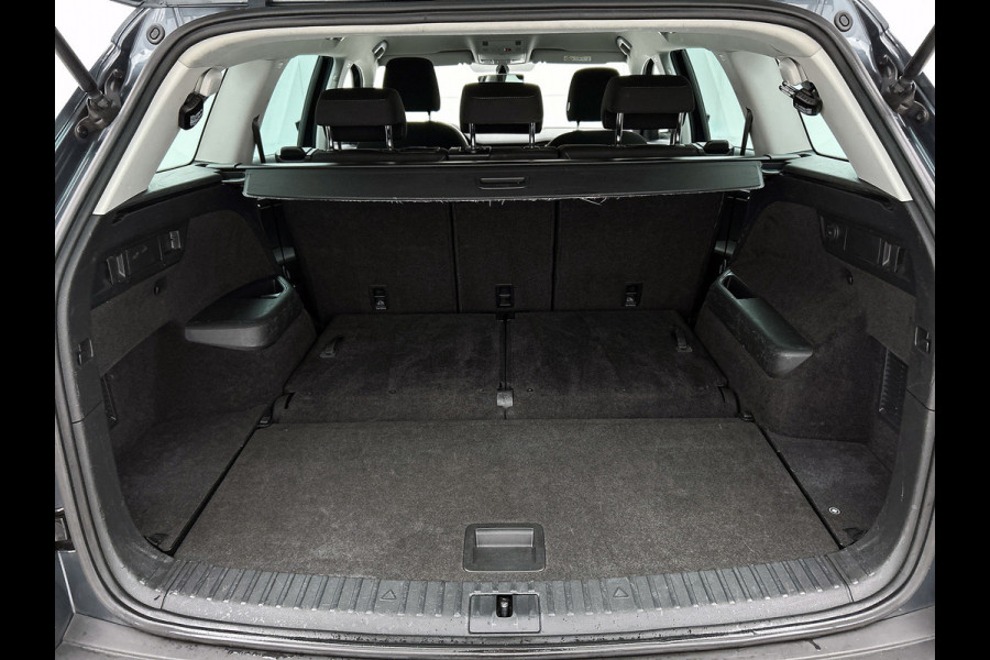 Škoda Kodiaq 1.5 TSI Style 7 persoons (Perfect onderH, Camera, Navi , Parkeersensoren V+A, Carplay, Etc)
