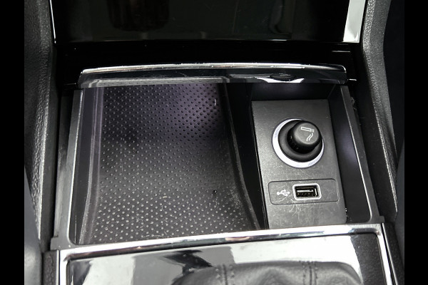 Škoda Kodiaq 1.5 TSI Style 7 persoons (Perfect onderH, Camera, Navi , Parkeersensoren V+A, Carplay, Etc)