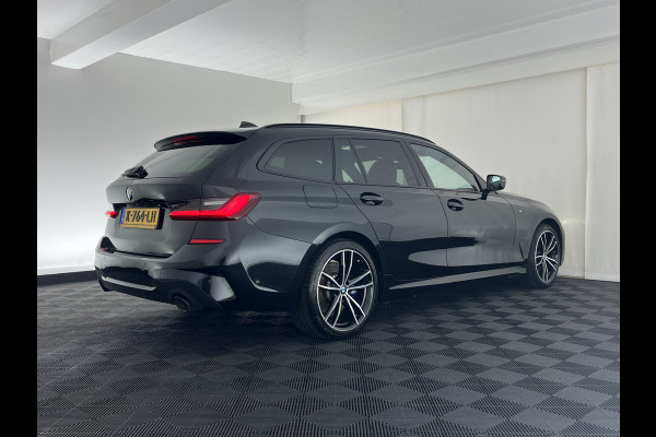 BMW 3 Serie Touring 330e eDrive M-Sportpack Edition (Plug-In) (INCL-BTW) *PANO | LEATHER | HEAD-UP | ADAPTIVE-CRUISE | FULL-LED | KEYLESS | DIGI-COCKPIT | HEATED-SPORTSEATS | CAMERA | HIFI-SOUND | PRIVACYGLASS | DAB+ | SHIFTPADDLES | NAVI-FULLMAP | 19"A