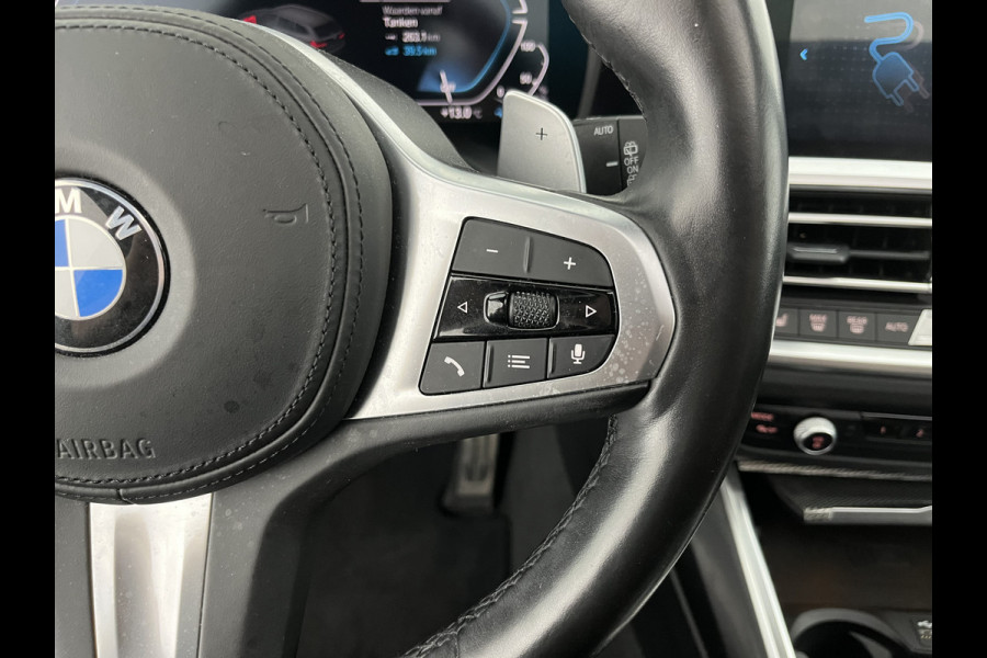 BMW 3 Serie Touring 330e eDrive M-Sportpack Edition (Plug-In) (INCL-BTW) *PANO | LEATHER | HEAD-UP | ADAPTIVE-CRUISE | FULL-LED | KEYLESS | DIGI-COCKPIT | HEATED-SPORTSEATS | CAMERA | HIFI-SOUND | PRIVACYGLASS | DAB+ | SHIFTPADDLES | NAVI-FULLMAP | 19"A