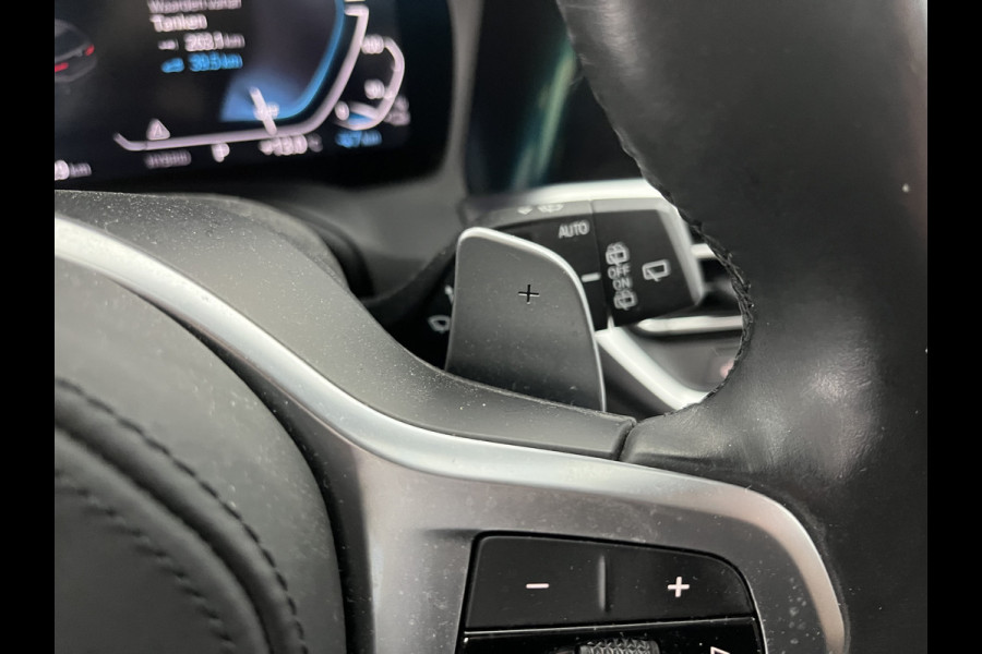 BMW 3 Serie Touring 330e eDrive M-Sportpack Edition (Plug-In) (INCL-BTW) *PANO | LEATHER | HEAD-UP | ADAPTIVE-CRUISE | FULL-LED | KEYLESS | DIGI-COCKPIT | HEATED-SPORTSEATS | CAMERA | HIFI-SOUND | PRIVACYGLASS | DAB+ | SHIFTPADDLES | NAVI-FULLMAP | 19"A