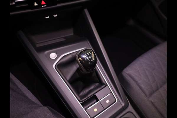 Volkswagen Golf variant Life Edition 1.5 TSI 116 pk Hand. | 18" LM | Stoel & stuurverwarming | Climatronic |