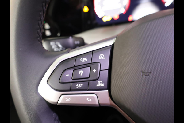 Volkswagen Golf variant Life Edition 1.5 TSI 116 pk Hand. | 18" LM | Stoel & stuurverwarming | Climatronic |