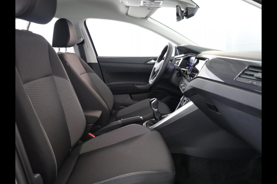 Volkswagen Polo GP Life Edition 1.0 95 pk 5 versn. Hand | 15" LM | Stoelverwarming | Camera |