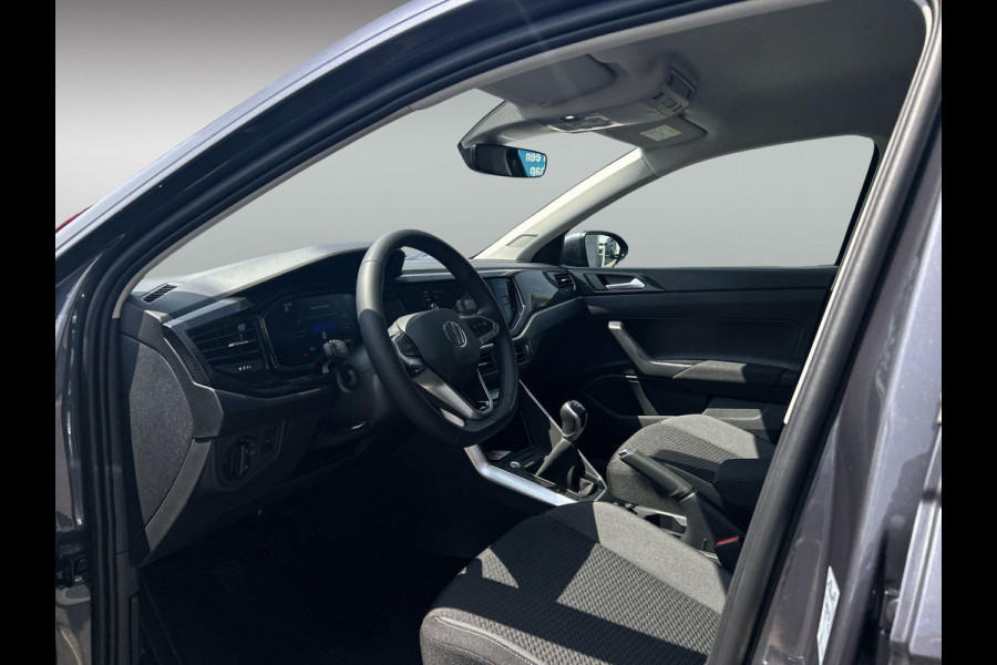 Volkswagen Taigo Life Edition 1.0 95 pk 5 versn. Hand | Climatronic | Trekhaak | Stoelverwarming | Camera |