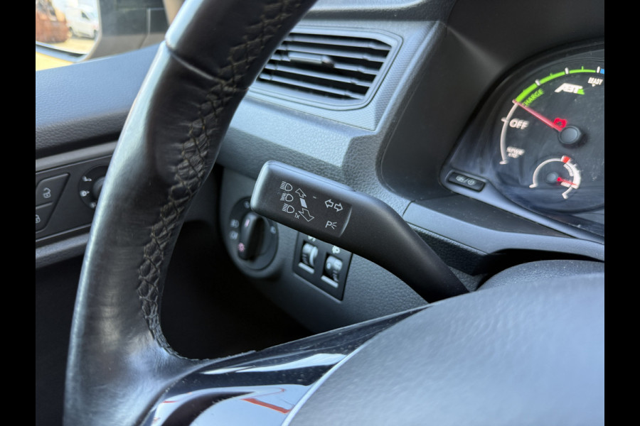 Volkswagen E-Caddy Maxi 37.3kWh ABTe Caddy L2H1 Lichtmetalen velgen 15inch Airco Trekhaak Parkeersensoren