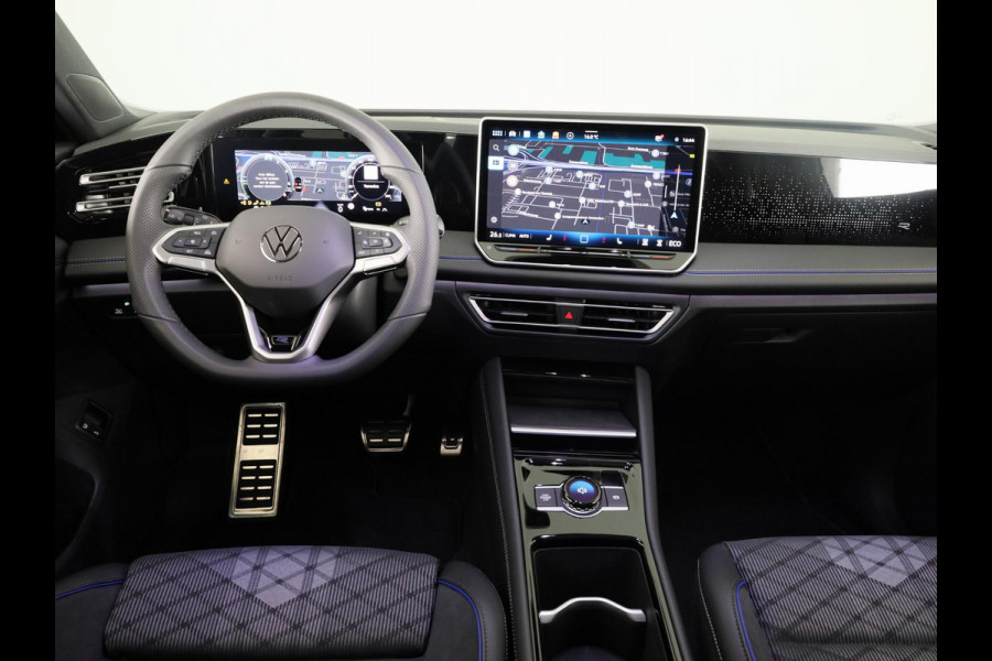Volkswagen Tiguan R-Line Edition 1.5 eHybrid 204 PK DSG | 20" LM |  Black Style | Stoel & stuurverwarming | Trekhaak |
