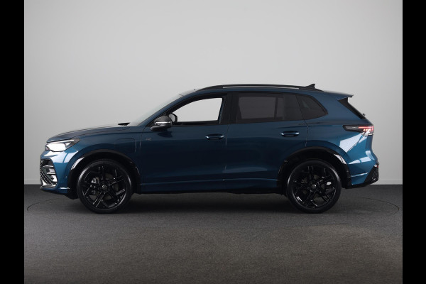 Volkswagen Tiguan R-Line Edition 1.5 eHybrid 204 PK DSG | 20" LM |  Black Style | Stoel & stuurverwarming | Trekhaak |