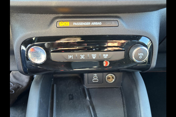 Ford Kuga 2.5 FHEV ST-Line | SCI | 190pk | Geen stekker nodig | Winterpack | Sync 4 Navigatie | Apple Carplay/Android auto | Achteruitrijcamera | All Weatherbanden