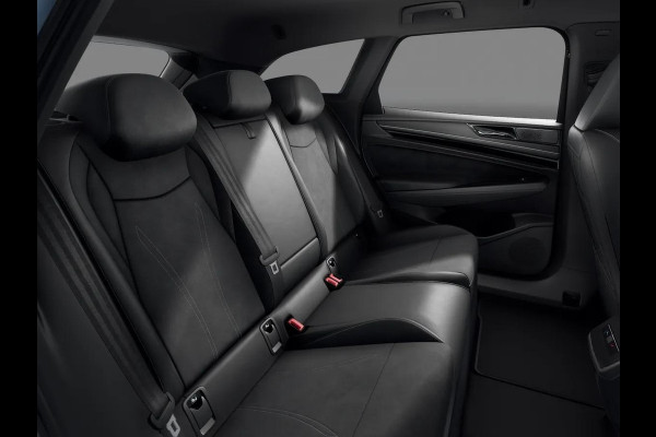 Volkswagen ID.7 Tourer Pro Limited Edition 77 kWh accu 286 PK | Velgen 20" | 360 graden camera | Stoel & Stuurverwarming |