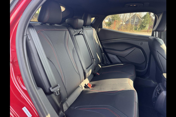 Ford Mustang Mach-E Extended Premium RWD 91 kWh | SCI | 294pk | Technology Pack Plus | Adaptieve Cruise |