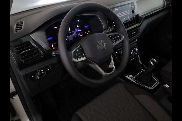 Volkswagen T-Cross Life Edition 1.0 TSI 95 PK 5 versn. Hand | Parkeersensoren | Stoelverwarming | Camera |