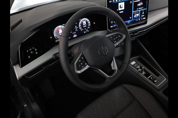 Volkswagen Golf Life Edition 1.5 eHybrid 204 PK | 18 "LM velgen | Stoel & Stuurverwarming | Camera |
