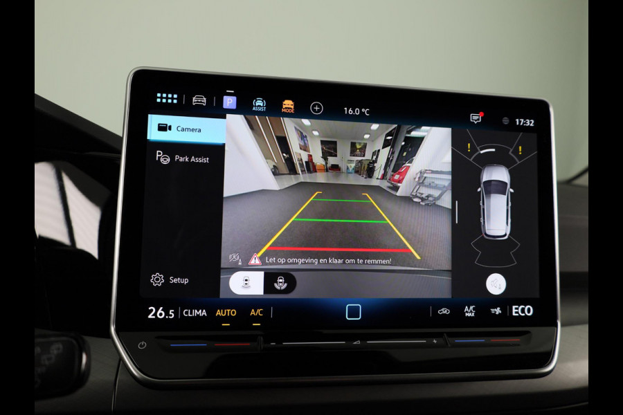 Volkswagen Golf Life Edition 1.5 eHybrid 204 PK | 17 "LM velgen | Stoel & Stuurverwarming | Camera |