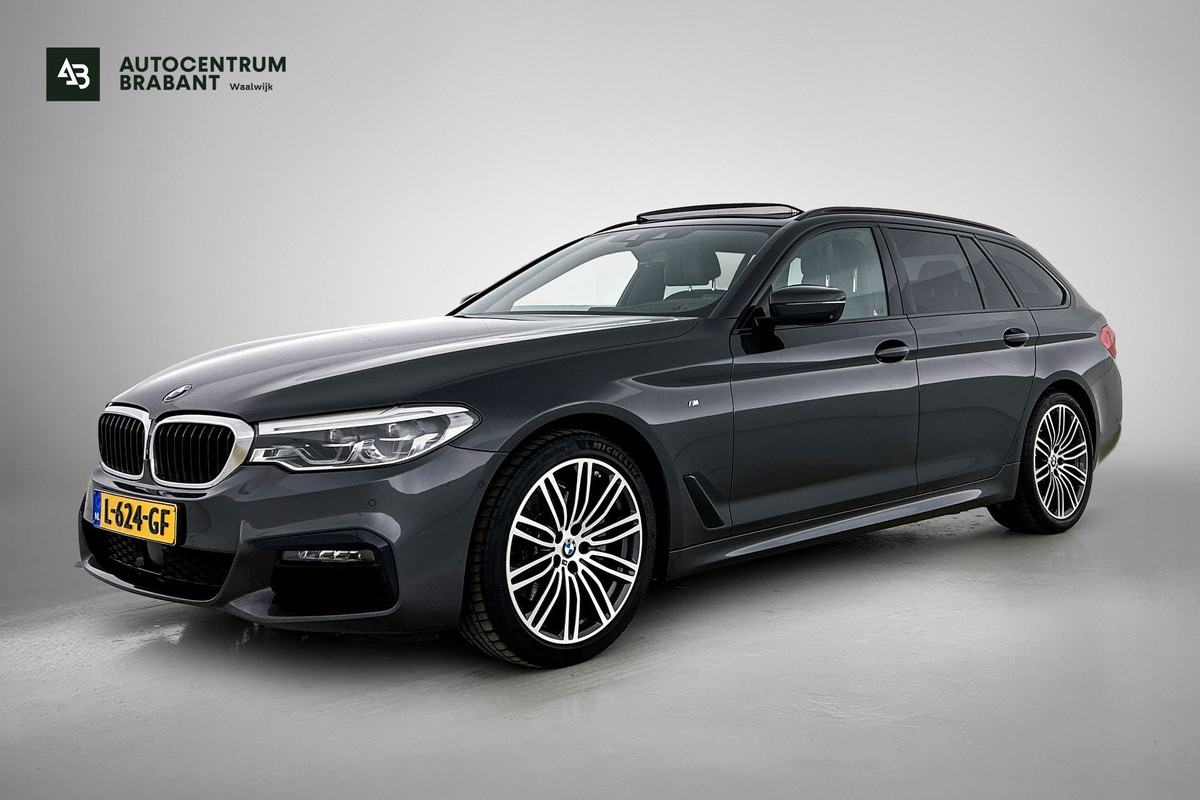 BMW 5 Serie Touring 520i M-SPORT High Executive VOL(Dealer OnderH, Panorama, StoelV+Koel, Trekhaak, 360 Camera, Lane Assist, Etc)