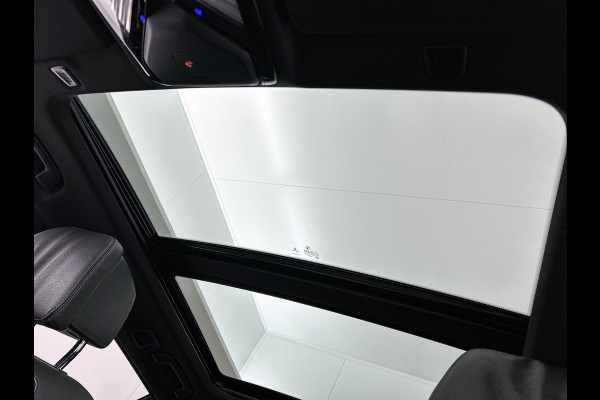 BMW 5 Serie Touring 520i M-SPORT High Executive VOL(Dealer OnderH, Panorama, StoelV+Koel, Trekhaak, 360 Camera, Lane Assist, Etc)