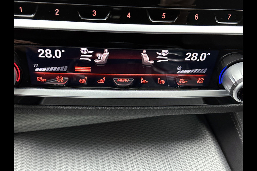 BMW 5 Serie Touring 520i M-SPORT High Executive VOL(Dealer OnderH, Panorama, StoelV+Koel, Trekhaak, 360 Camera, Lane Assist, Etc)