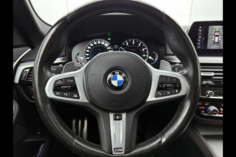 BMW 5 Serie Touring 520i M-SPORT High Executive VOL(Dealer OnderH, Panorama, StoelV+Koel, Trekhaak, 360 Camera, Lane Assist, Etc)