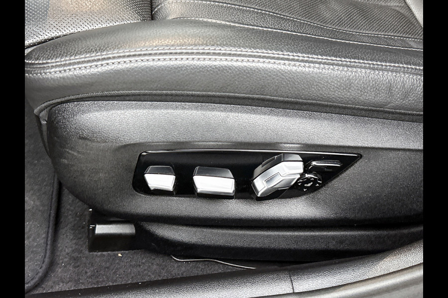 BMW 5 Serie Touring 520i M-SPORT High Executive VOL(Dealer OnderH, Panorama, StoelV+Koel, Trekhaak, 360 Camera, Lane Assist, Etc)