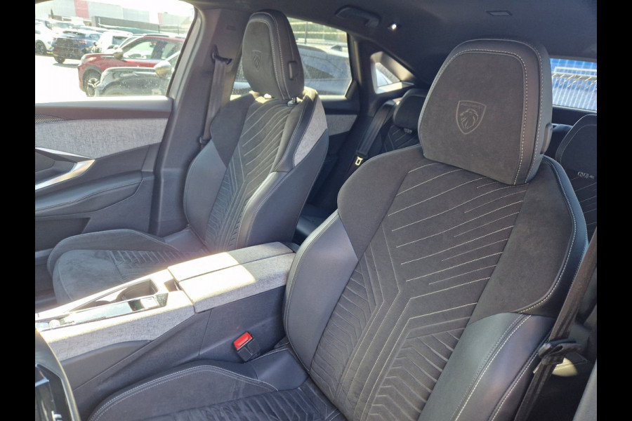 Peugeot 3008 1.2 Hybrid 136 GT /ACC /Camera /Mirrorscreen