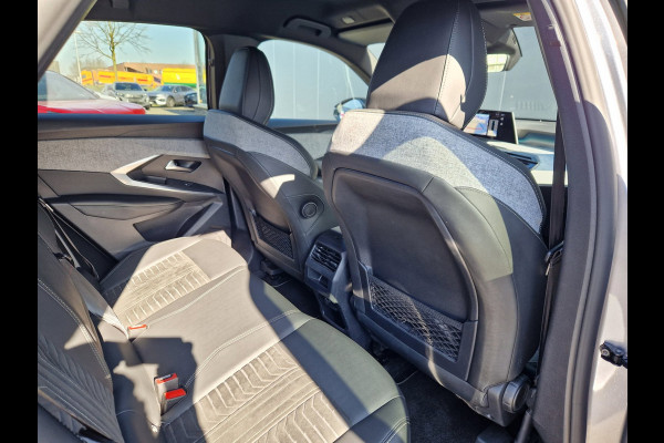 Peugeot 3008 1.2 Hybrid 136 GT /ACC /Camera /Mirrorscreen