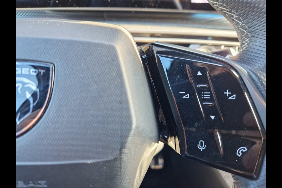 Peugeot 3008 1.2 Hybrid 136 GT /ACC /Camera /Mirrorscreen