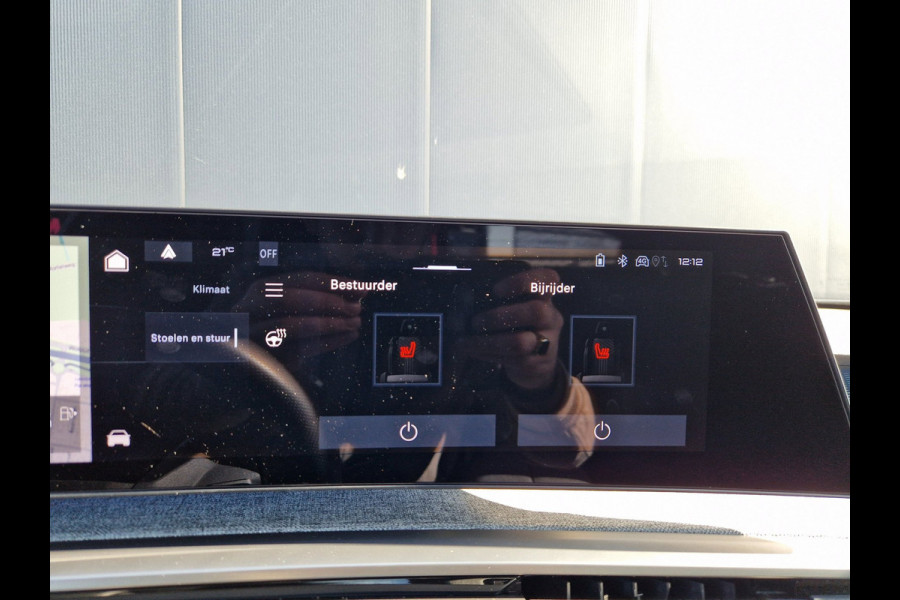 Peugeot 3008 1.2 Hybrid 136 GT /ACC /Camera /Mirrorscreen