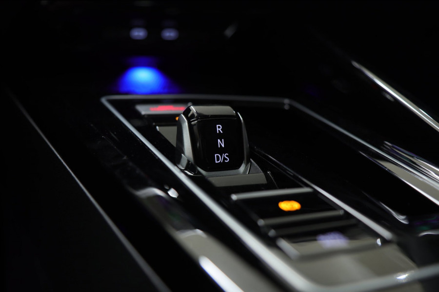 Volkswagen Golf 1.4 eHybrid GTE /PANO/IQLIGHT/CAM/CARPLAY/ACC/MEMORY/VOL