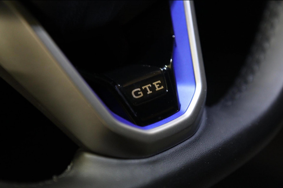 Volkswagen Golf 1.4 eHybrid GTE /PANO/IQLIGHT/CAM/CARPLAY/ACC/MEMORY/VOL