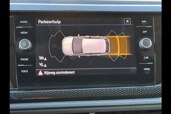 Volkswagen Polo 1.0 TSI Life Adaptive cruise Airco DAB radio Apple / Android Parkeersensoren v/a Navi