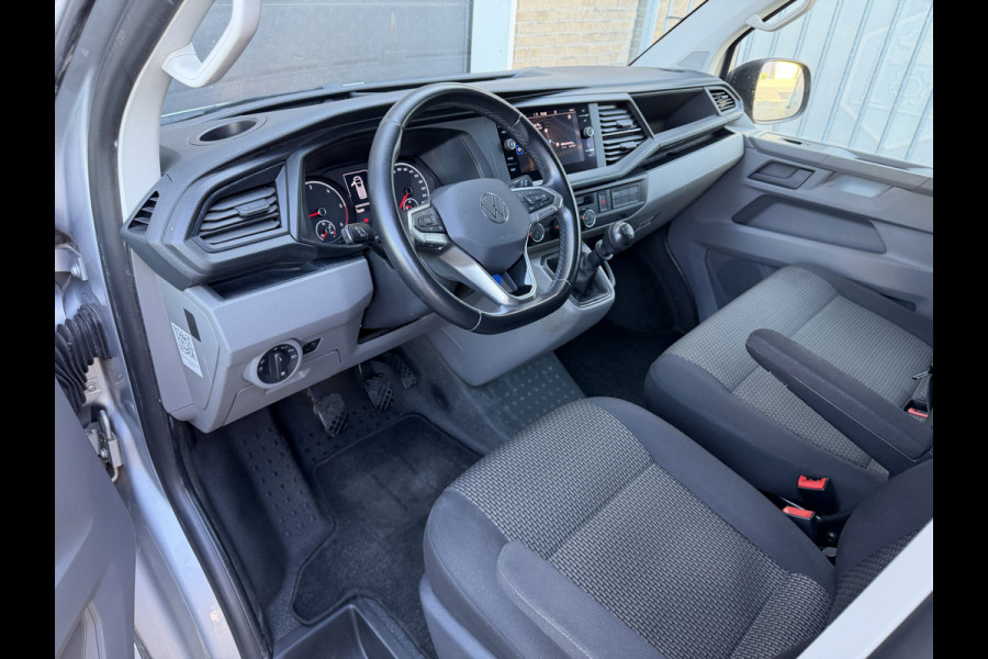 Volkswagen Transporter 2.0 TDI 150PK Euro 6 L2H1 CarPlay/cruise control/trekhaak/camera