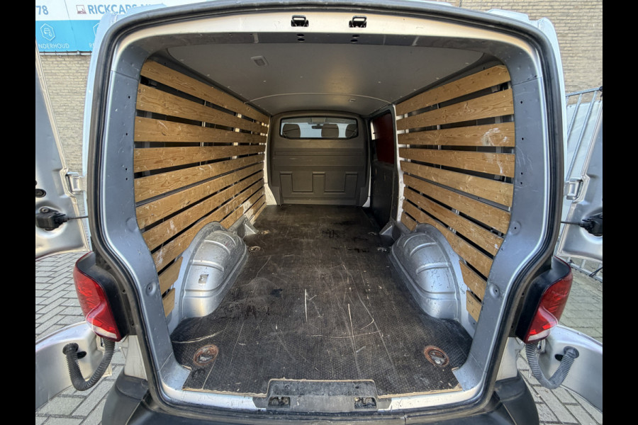 Volkswagen Transporter 2.0 TDI 150PK Euro 6 L2H1 CarPlay/cruise control/trekhaak/camera