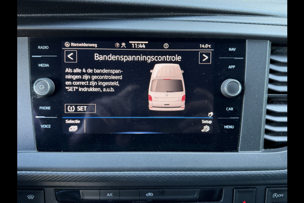 Volkswagen Transporter 2.0 TDI 150PK Euro 6 L2H1 CarPlay/cruise control/trekhaak/camera
