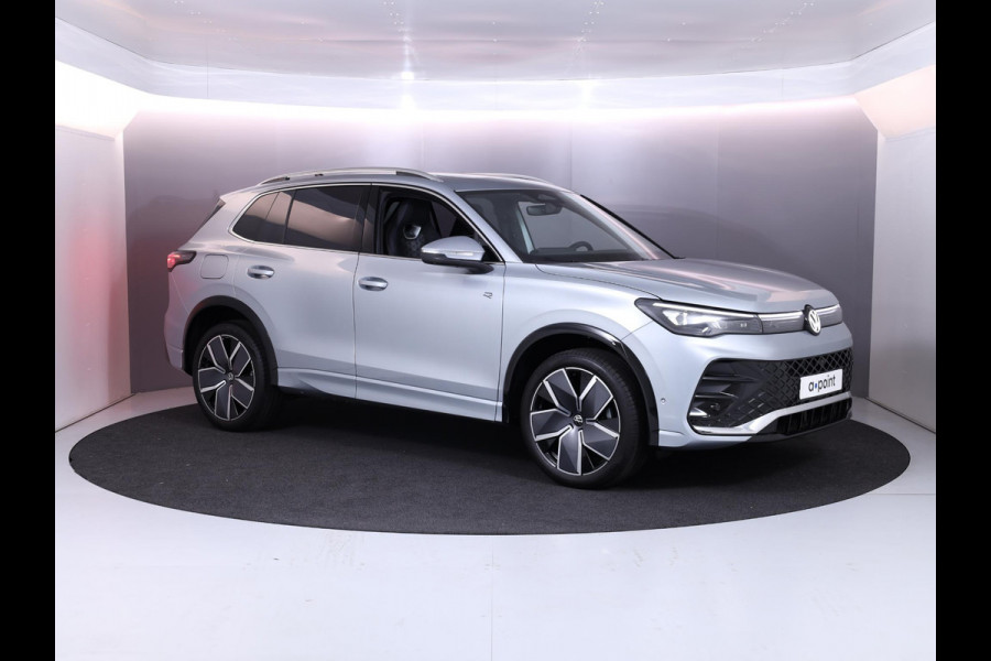 Volkswagen Tiguan R-Line-Edition 1.5 eHybrid 272 pk DSG | 20" LM | Stoel & stuurverwarming | 360 graden camera | IQ.Light |