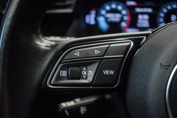 Audi A3 Sportback 30 TFSI Pro Line S ORG NL [ LED Virtual Carplay 18 Inch S Edition Velgen Parkeersensoren ]