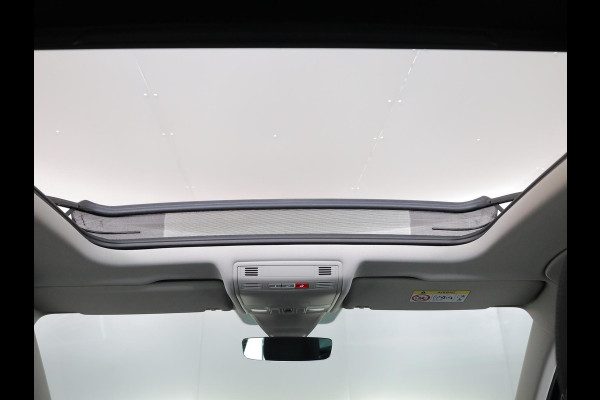 Volkswagen Tiguan 1.4 TSI eHybrid Elegance 245 PK PHEV | Panorama dak | Matrix koplampen | Parkeercamera | Side assist |