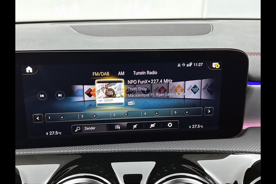 Mercedes-Benz CLA-Klasse 180 Business Solution AMG(NL auto, Dealer ondH, SfeerV, Navi, StoelV, Camera, Carplay, Lane Assit, Etc)