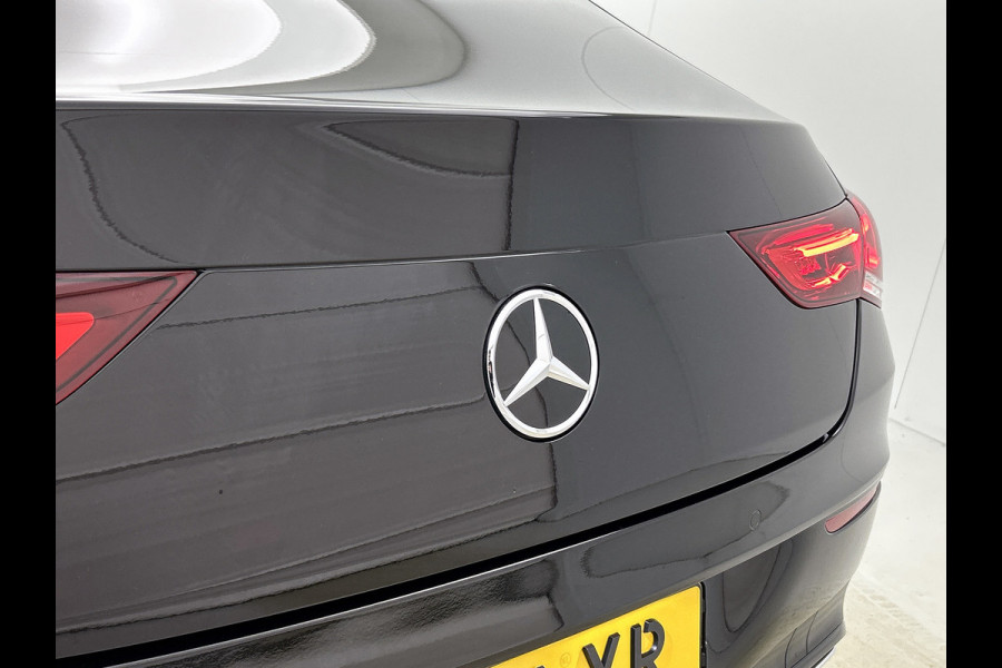 Mercedes-Benz CLA-Klasse 180 Business Solution AMG(NL auto, Dealer ondH, SfeerV, Navi, StoelV, Camera, Carplay, Lane Assit, Etc)