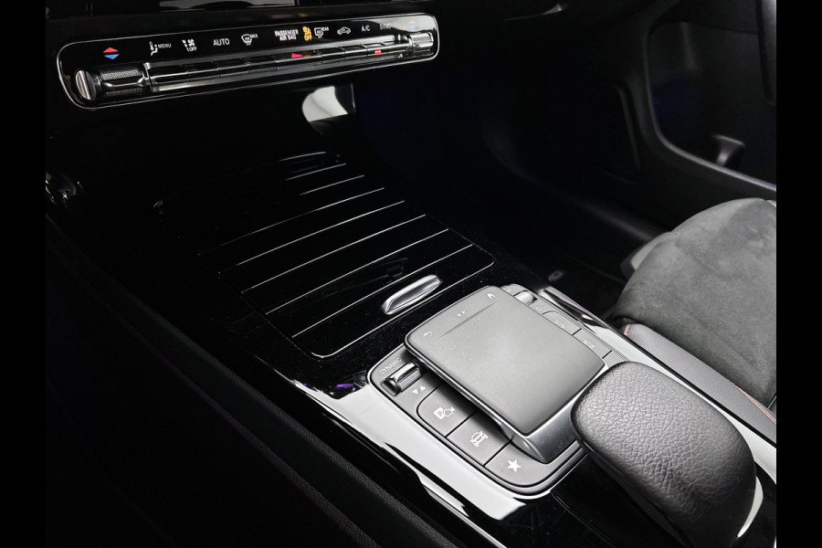 Mercedes-Benz CLA-Klasse 180 Business Solution AMG(NL auto, Dealer ondH, SfeerV, Navi, StoelV, Camera, Carplay, Lane Assit, Etc)