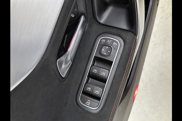 Mercedes-Benz CLA-Klasse 180 Business Solution AMG(NL auto, Dealer ondH, SfeerV, Navi, StoelV, Camera, Carplay, Lane Assit, Etc)