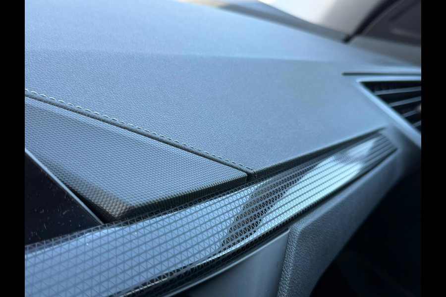 BMW 1-serie 116i / camera / carplay / navigatie skyscraper