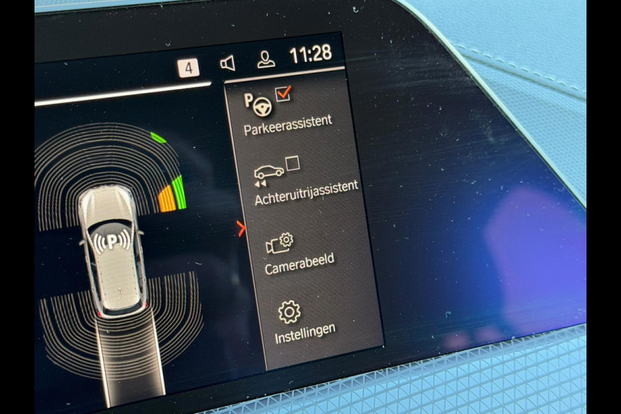 BMW 1-serie 116i / camera / carplay / navigatie skyscraper