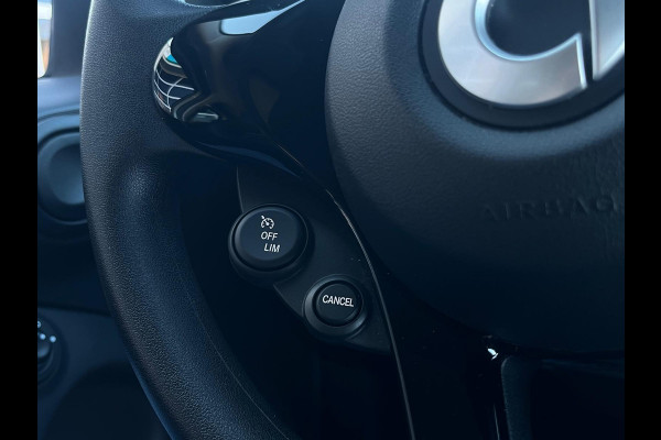 Smart Forfour EQ Essential 18 kWh, Automaat, Airco, Cruise, Led, NAP