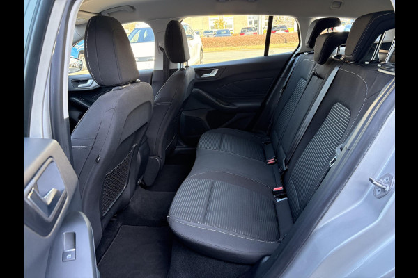 Ford FOCUS Wagon 1.0 EcoBoost Titanium Business | 58.500 km | Winter Pack