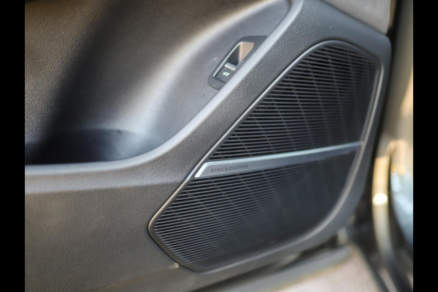 Audi RS Q8 4.0 TFSI Q8 quattro | RS Dynamic | Massage | Leder | Pano