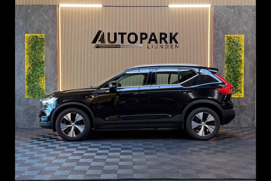 Volvo XC40 1.5 T4 Recharge | Trekhaak| Dodehoek |ACC | Carplay | Elektrische kofferklep| Camera achter