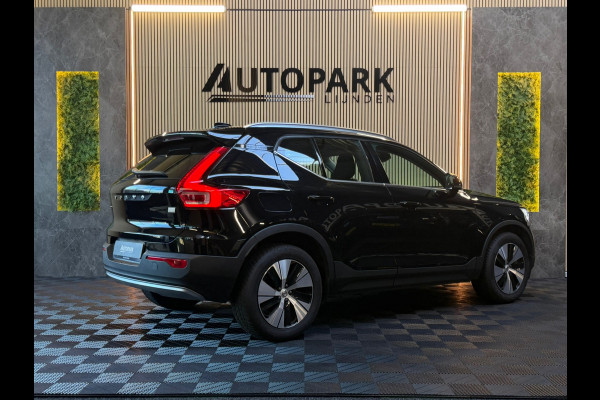 Volvo XC40 1.5 T4 Recharge | Trekhaak| Dodehoek |ACC | Carplay | Elektrische kofferklep| Camera achter