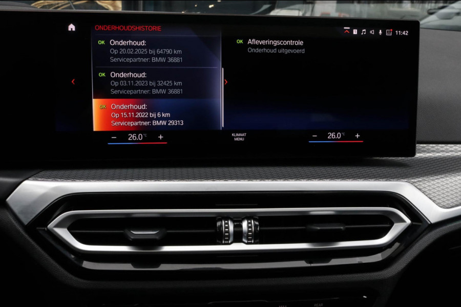 BMW 3 Serie Touring 330e | M-Sport Pro | Pano | 2 jaar garantie | ACC | LCI | Black Edition | Sfeerverlichting | Driving Assistant