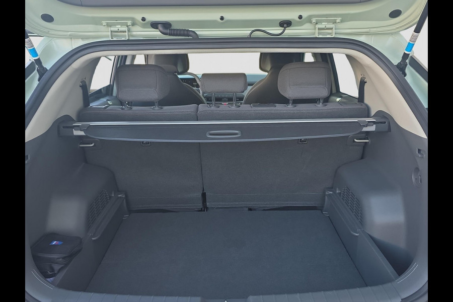 Kia EV3 Plus 81.4 kWh | Dodehoek | Navigatie | Stoel/stuur-verwarming | Carplay / Android Auto | Privacy glass